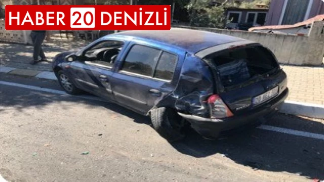 Ambulans park halindeki araca çarptı, sürücü ölümden saniyelerle kurtuldu