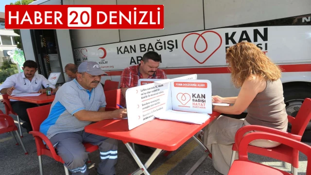 Pamukkale Belediyesi’nden Kızılay’a anlamlı destek