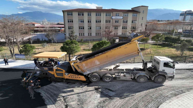 Sümer’de yol ve kaldırım çalışmaları sürüyor