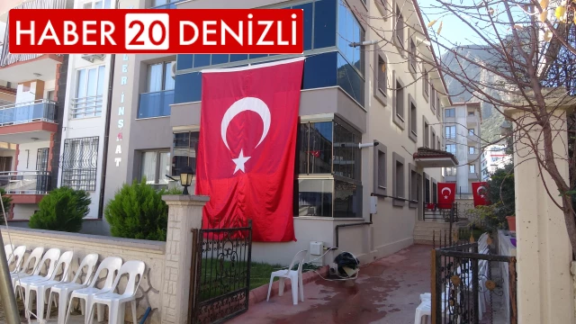 Denizli şehidini bekliyor