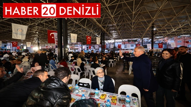 Denizli Büyükşehrin iftar sofrası Değirmenönü’nde kuruldu