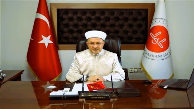 Müftü Pamuklu: "Berat Kandili bağışlanmak için feyizli bir fırsat vaktidir"