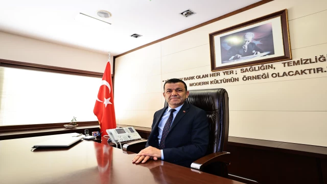 Başkan Çavuşoğlu, "Kadınlarımız, dünyayı daha güzel bir haline getiren yaşamın olmazsa olmazıdır"