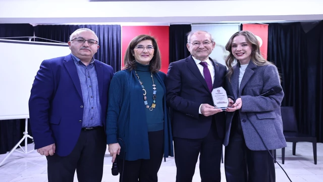 Büyükşehir Belediyesi Kadın Meclisi'nden 8 Mart'a özel söyleşi
