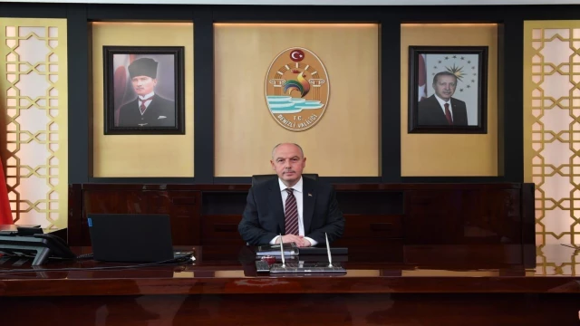 Vali Coşkun, "Kadınlarımız, Türk milletinin geleceğe güvenle bakmasının teminatıdır"