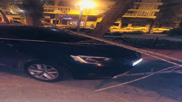 Denizli’de fırtına maddi hasara neden oldu