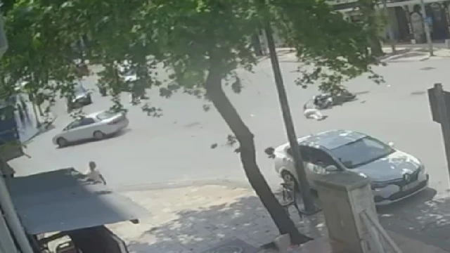 Abartı egzoz yüzünden polisten kaçmak isterken canından oluyordu