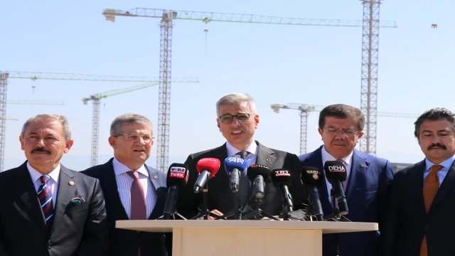 Sağlık Bakanı Kemal Memişoğlu, yeni sağlık uygulamalarını ardı ardına açıkladı