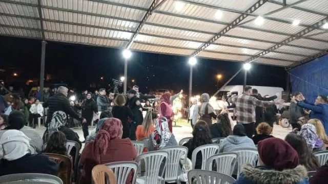 Samanlıkta düğün yapan Buldanlılardan Başkana 'Sözünü tut' çağrısı