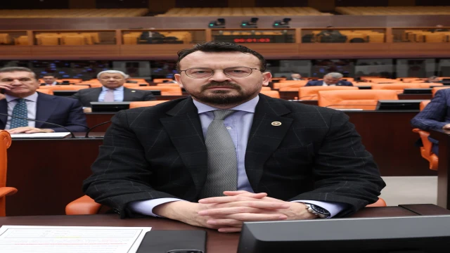 CHP’li Arpacı: Denizli’de 52 Yıllık Fabrika Kapandı, Türk Sanayisi Bitiyor, Sanayi Bakanı nerede?