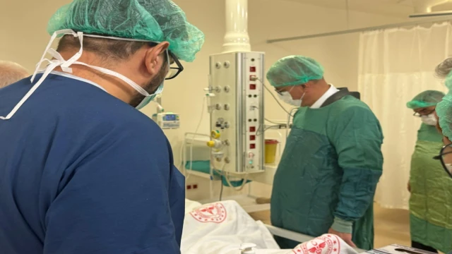 Orman yangınında yaralanan Kader Dereli'nin tedavisi yoğun bakımda sürüyor