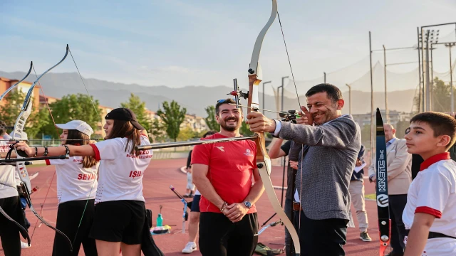 7’den 70’e Denizlililer Büyükşehir yaz spor kurslarına akın etti
