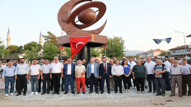 Peygamber Efendimizin doğum yılı ve 16 Türk devletini temsil eden Gökyüzü Anıtı beğeni topladı