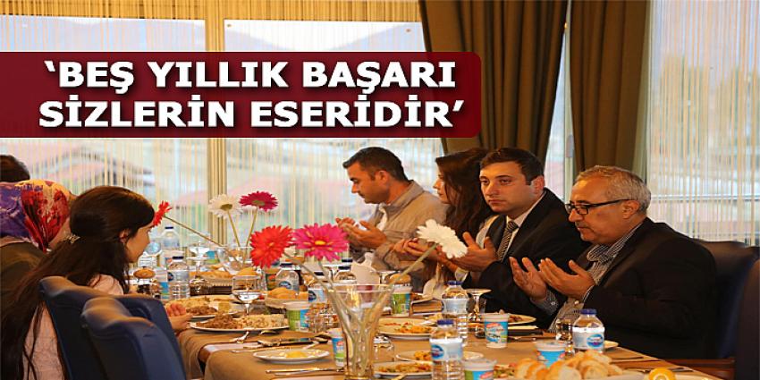 BEŞ YILLIK BAŞARI SİZLERİN ESERİDİR