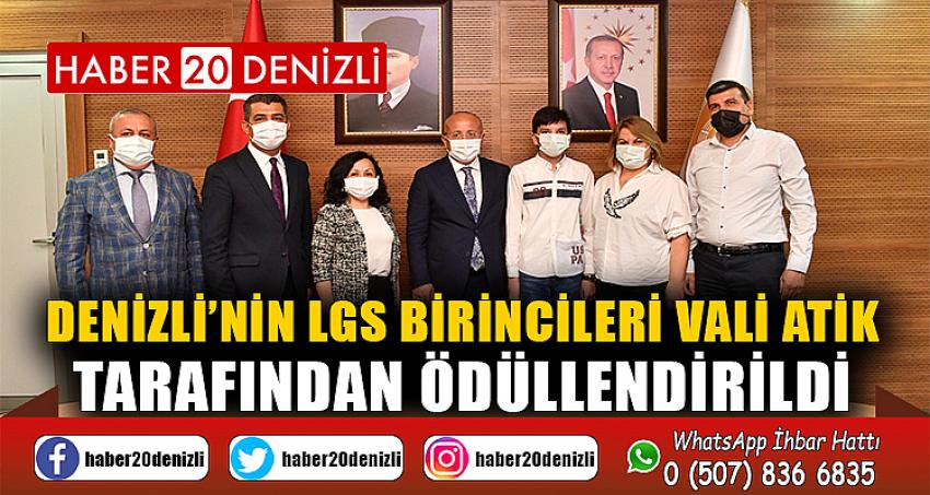 Denizli’nin LGS birincileri Vali Atik tarafından ödüllendirildi