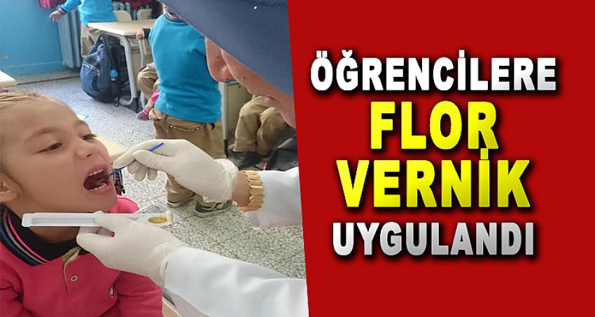 ÖĞRENCİLERE FLOR VERNİK UYGULANDI