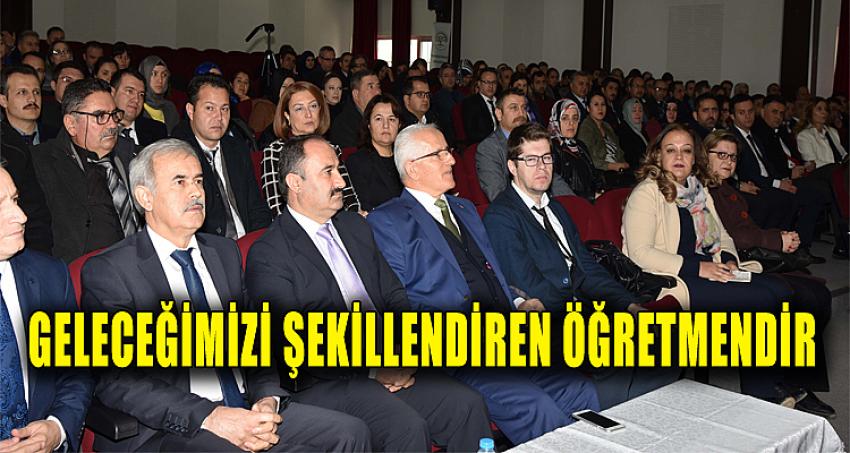 Geleceğimizi Şekillendiren Öğretmendir