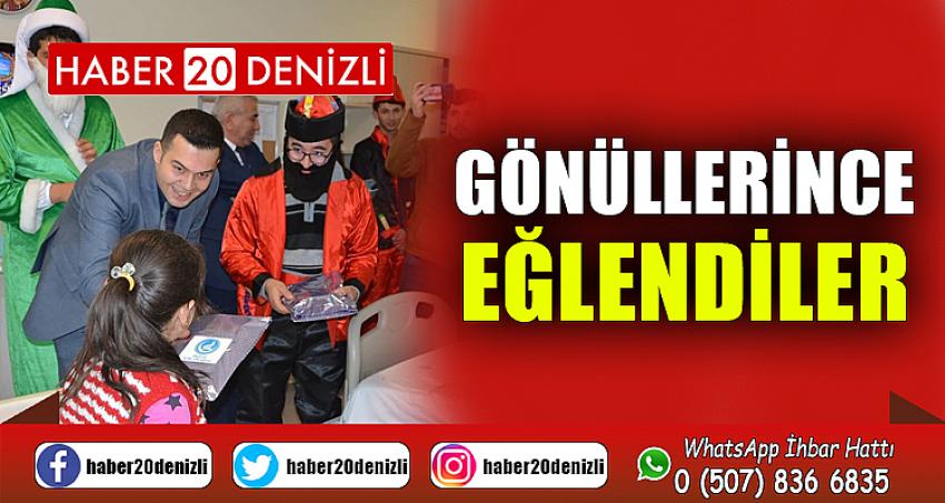 GÖNÜLLERİNCE EĞLENDİLER