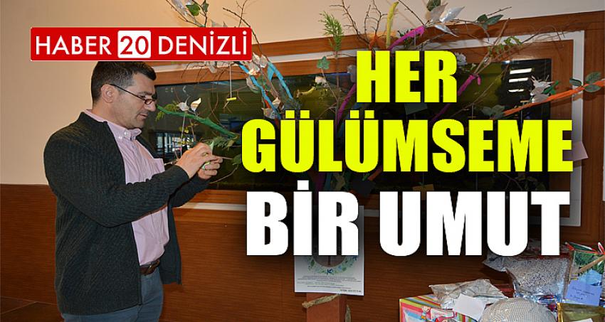 Her Gülümseme Bir Umut