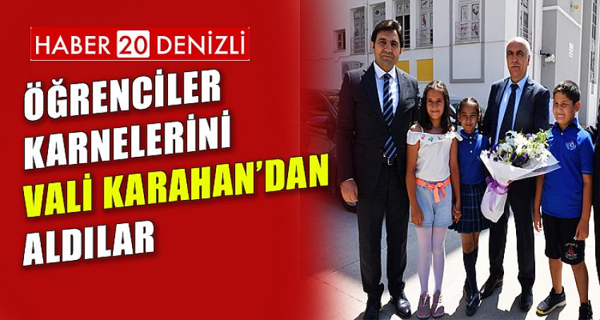 Öğrenciler Karnelerini Vali Karahan’dan Aldılar