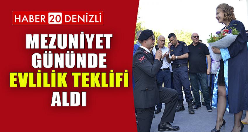 Mezuniyet Gününde Evlilik Teklifi Aldı