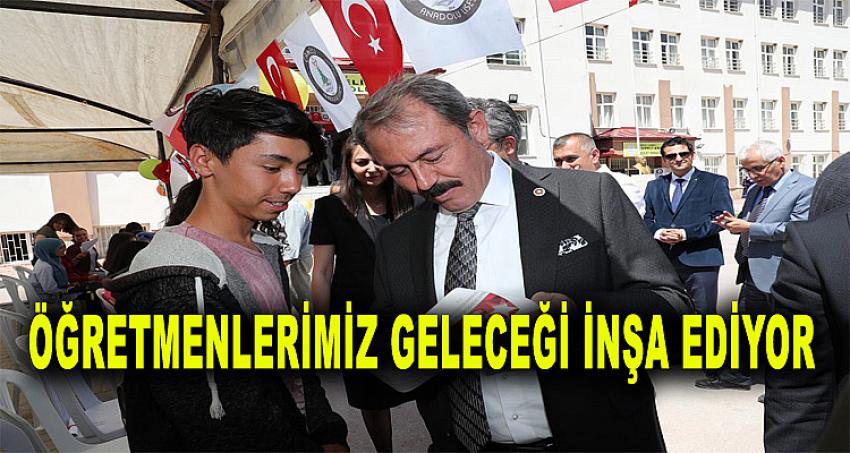 ÖĞRETMENLERİMİZ GELECEĞİ İNŞA EDİYOR!