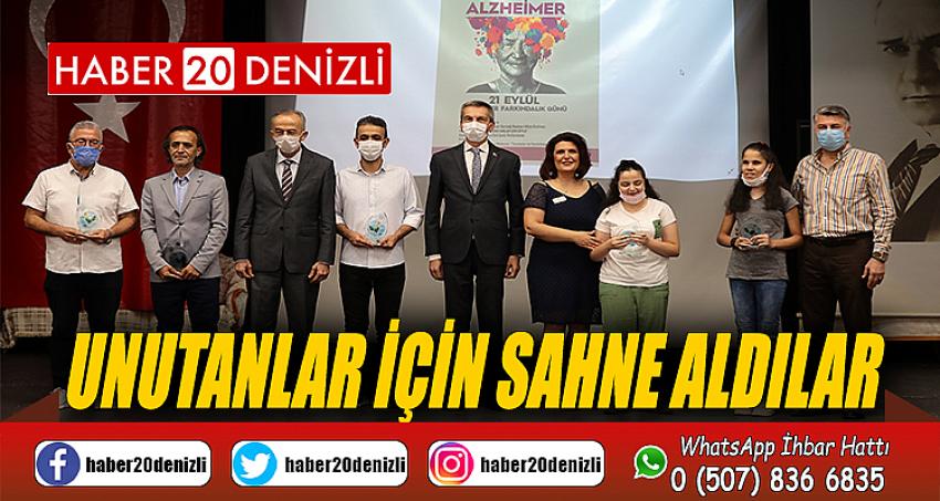 Unutanlar için sahne aldılar 