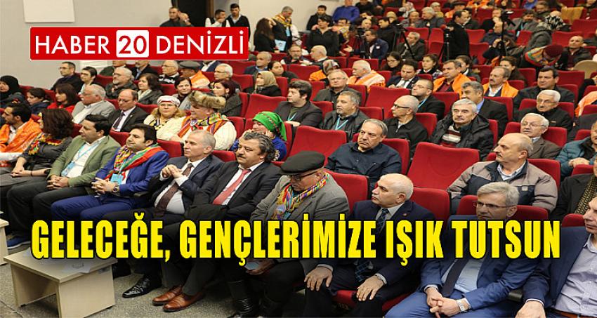 “Geleceğe, gençlerimize ışık tutsun”